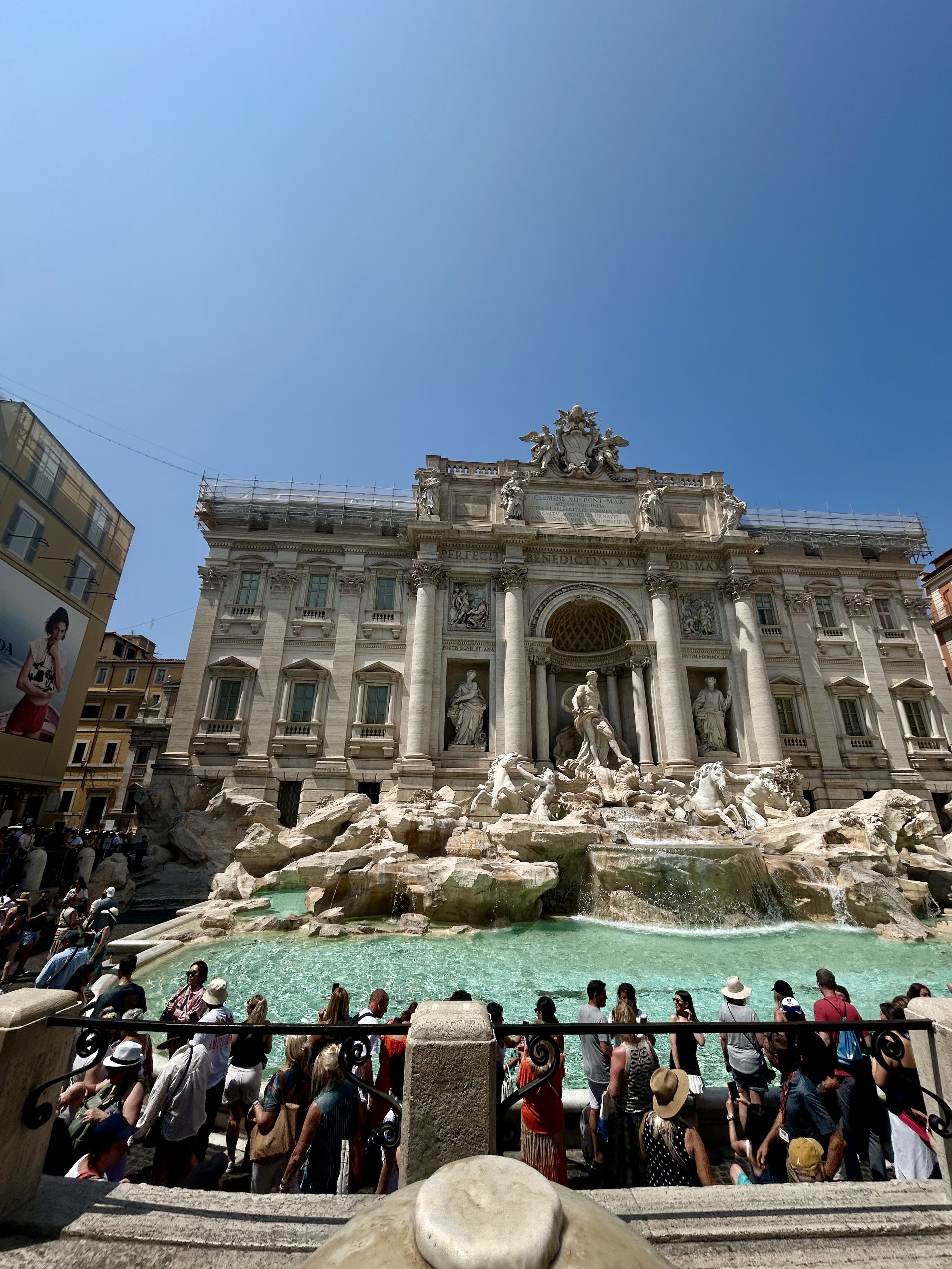 trevi fountain